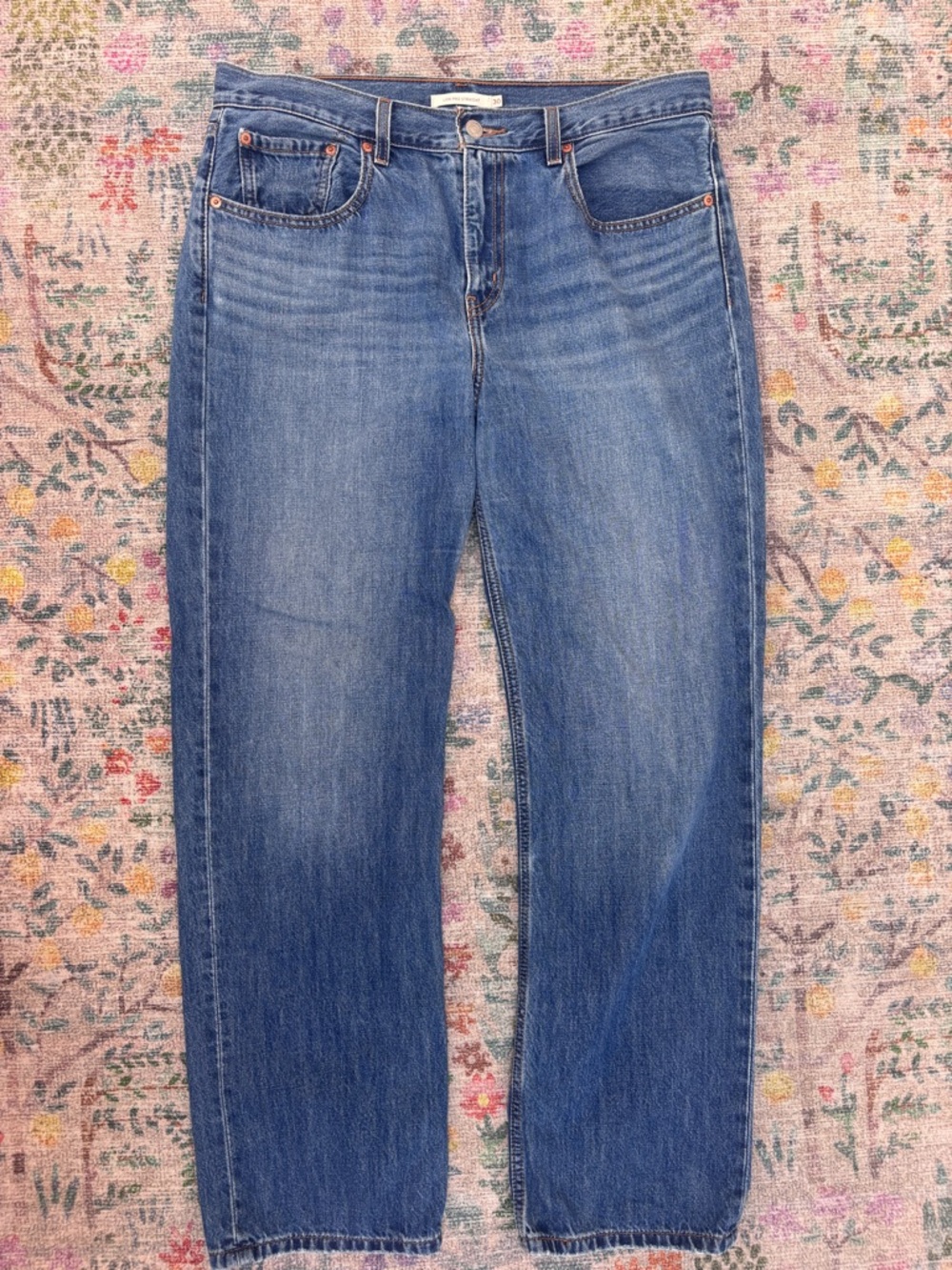 Levis Low Pro Straight Leg Mid-Rise Jeans in Blue Denim